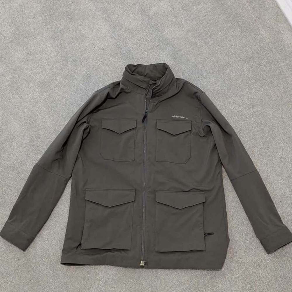 Eddie Bauer Men's Field Jacket in Olive